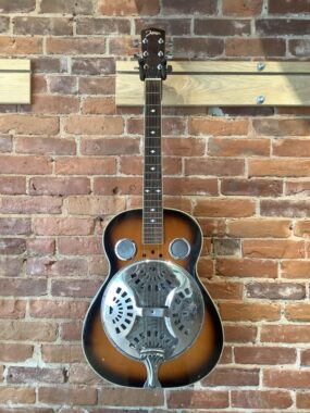 Johnson Dobro