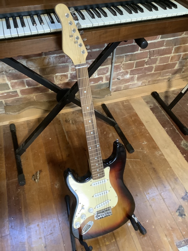 Lefty Strat-style Partscaster