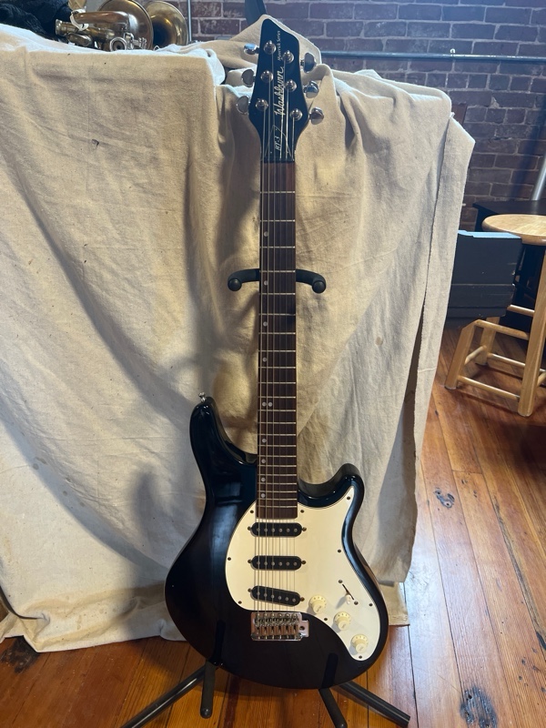 Washburn Maverick BT-3